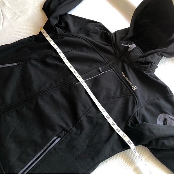 Free Country Black Hiking Outdoors Jacket Coat Inner Faux Fur Women’s Size XL - Picture 12 of 16